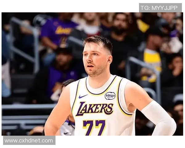 51000分!詹姆斯再创神迹,东契奇复出,湖人三巨头合砍74分