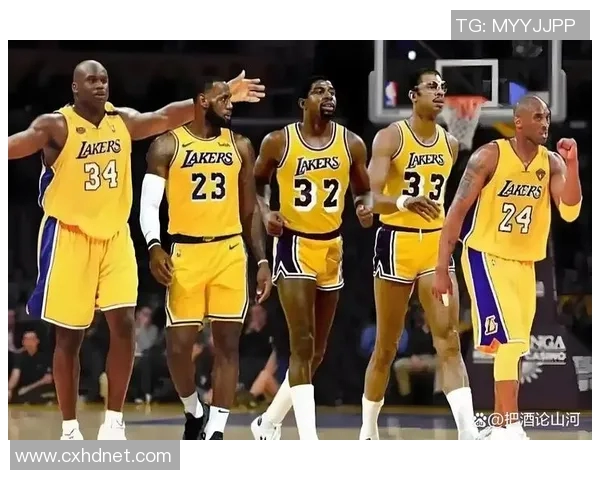 又一项历史第一！詹姆斯只差11球超天勾 多项数据进湖人队史前十